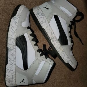 PUMA REBOUND MID LAYUP SNEAKER kids 6.5